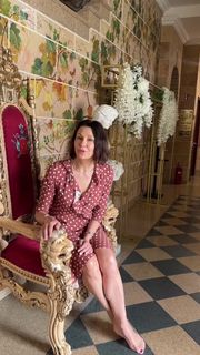 Anna Popek feet photo thumbnail