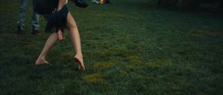 Elizabeth Banks feet photo 2