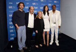 Jennifer Lawrence feet photo thumbnail