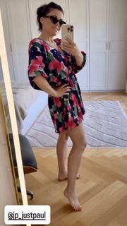 Katarzyna Cichopek feet photo thumbnail