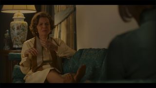 Michelle Pfeiffer feet photo 1