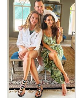 Claudia Lizaldi feet photo thumbnail