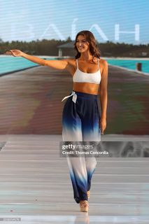 Rachel Pizzolato feet photo thumbnail