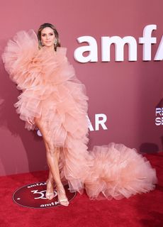 Heidi Klum feet photo thumbnail