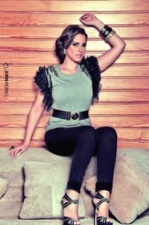 Dorra Zarrouk feet photo thumbnail