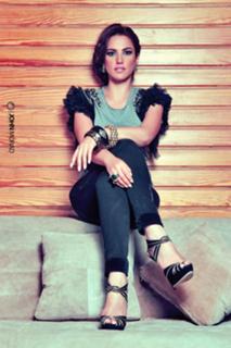Dorra Zarrouk feet photo thumbnail
