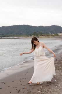 Ai Shinozaki feet photo 1