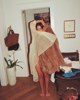 Chloe Bennet feet photo 5