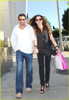 Kate Beckinsale feet photo thumbnail