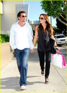 Kate Beckinsale feet photo thumbnail
