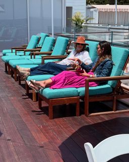 Jordana Brewster feet photo 2