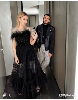 Hadise feet photo thumbnail