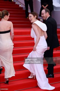 Emma Stone feet photo 2