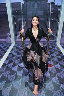 Shu Qi feet photo 2