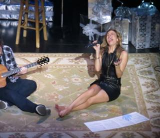 LeAnn Rimes feet photo thumbnail