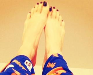 Justine Ezarik feet photo thumbnail