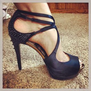 Jordin Sparks feet photo thumbnail
