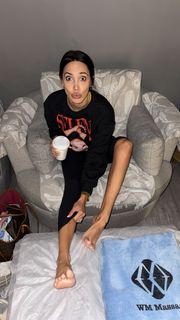 Scarlet Vas feet photo thumbnail