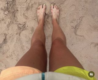 Emily Osment feet photo 2