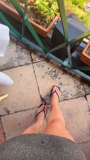 Isis Valverde feet photo 4