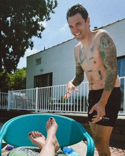 Shenae Grimes-Beech feet photo 2