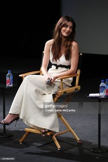 Camila Morrone feet photo 5