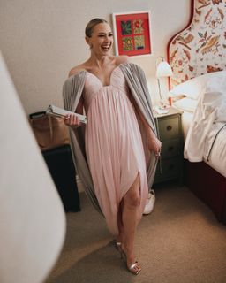 Carrie Coon feet photo 4