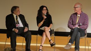 Julia Louis-Dreyfus feet photo 3