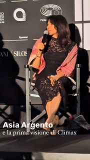 Asia Argento feet photo 2