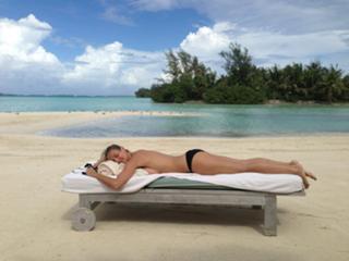 Heidi Klum feet photo thumbnail