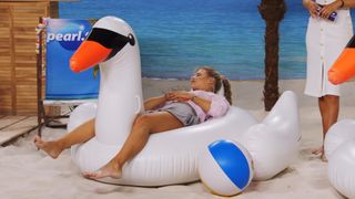 Diana Naborskaya feet photo thumbnail