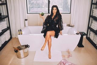Kourtney Kardashian feet photo 3