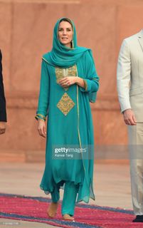 Catherine Princess of Wales feet photo thumbnail