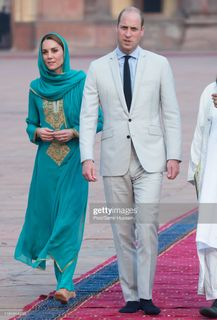 Catherine Princess of Wales feet photo thumbnail