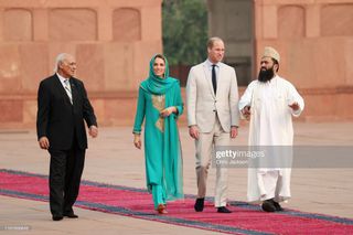 Catherine Princess of Wales feet photo thumbnail