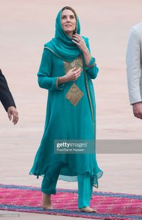 Catherine Princess of Wales feet photo thumbnail