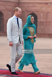 Catherine Princess of Wales feet photo thumbnail