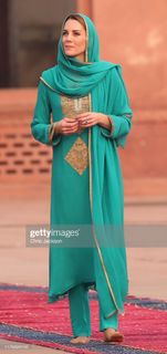 Catherine Princess of Wales feet photo thumbnail