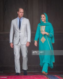 Catherine Princess of Wales feet photo thumbnail