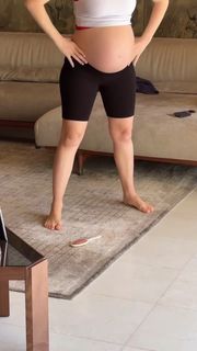 Lele Pons feet photo 3