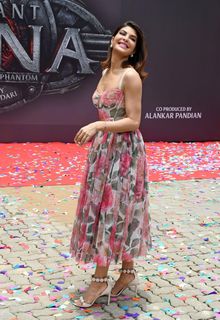 Jacqueline Fernandez feet photo 2