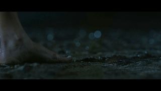 Emily Alyn Lind feet photo 2
