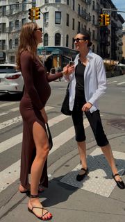 Karlie Kloss feet photo 1