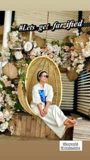 Hina Khan feet photo 1