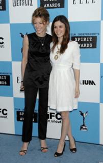 Rachel Bilson feet photo thumbnail