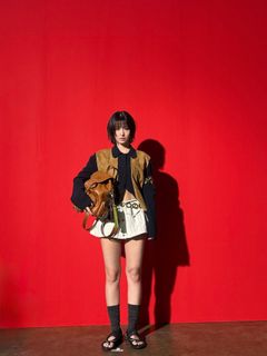 Momo Hirai feet photo 1