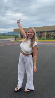 Natalie Alyn Lind feet photo 3