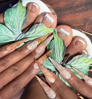 Megan Thee Stallion feet photo 4