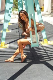 Mayrín Villanueva feet photo 5