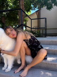 Anne Winters feet photo 1